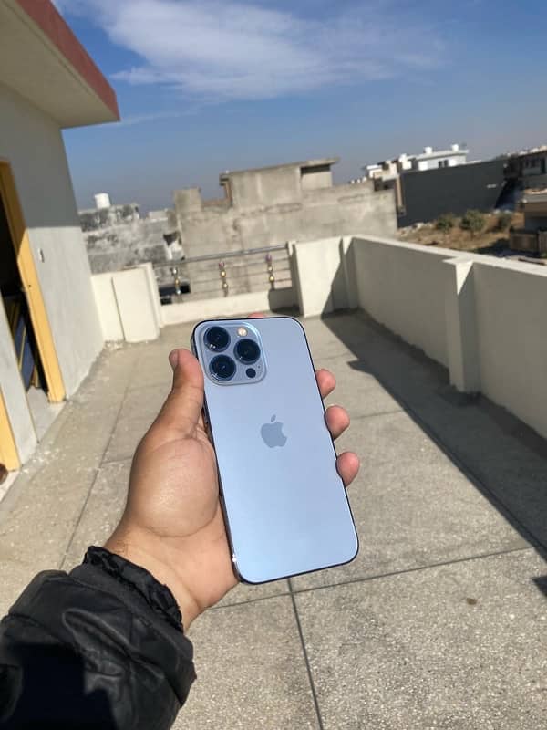 IPhone 13 Pro pta approved 4