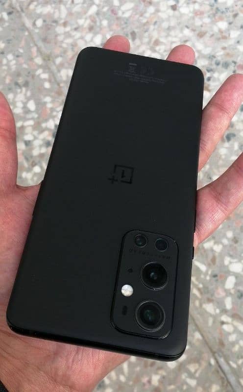 OnePlus 9 Pro  8/128 1