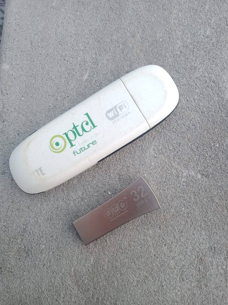 PTCL Evo and SAMSUNG USB (32GB) 1