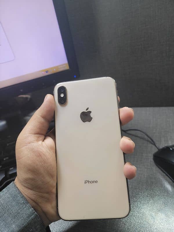 iPhone xsmax 512gb pta approved 0