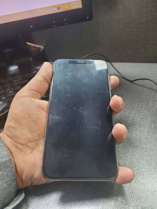 iPhone xsmax 512gb pta approved 5