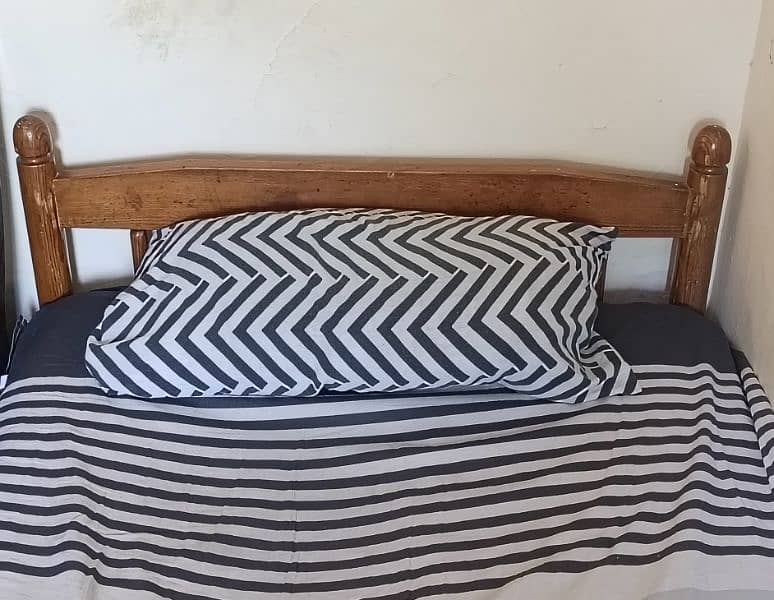 Single bed for sale with Mattress. 2