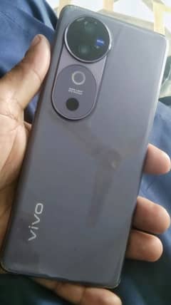 Vivo v40