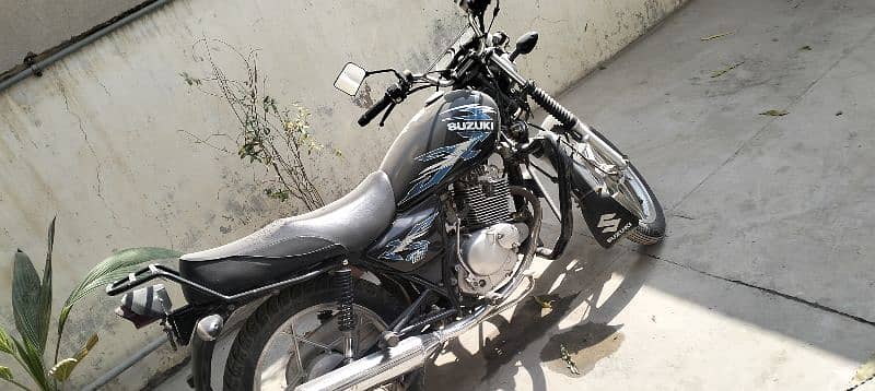 Suzuki Gs150 special edition 1