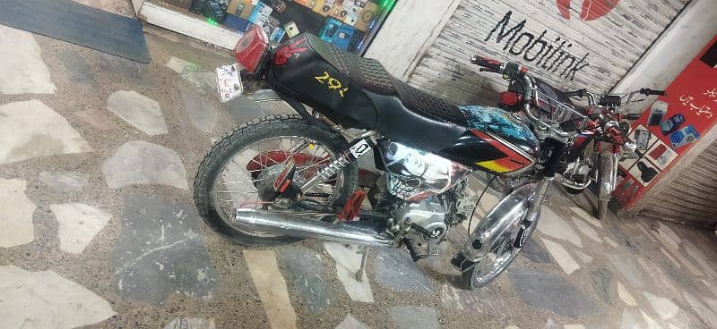 zxmco bike 4 sale in v. good condition urgnt need cash price final 6