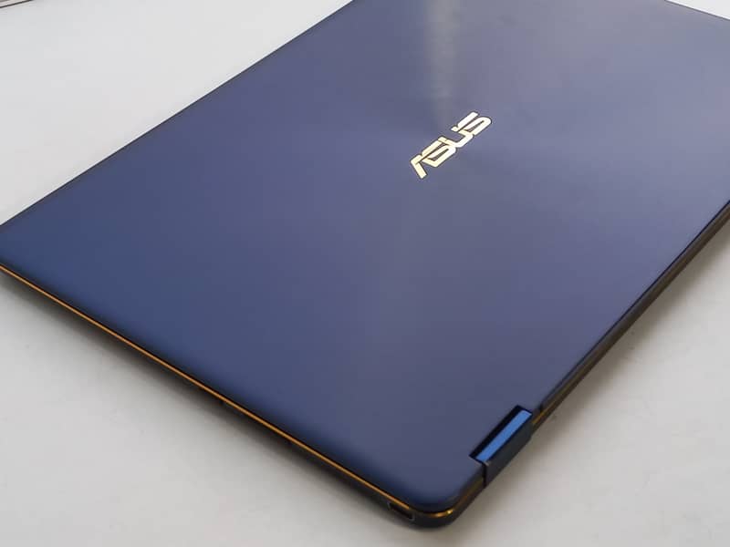 Asus ZenBook Flip Core i5 8th gen 16gb ram | Ultraslim | Metal Body 15