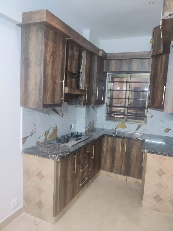 Brand new Flat For Rent on main Jinnah avenue road 0