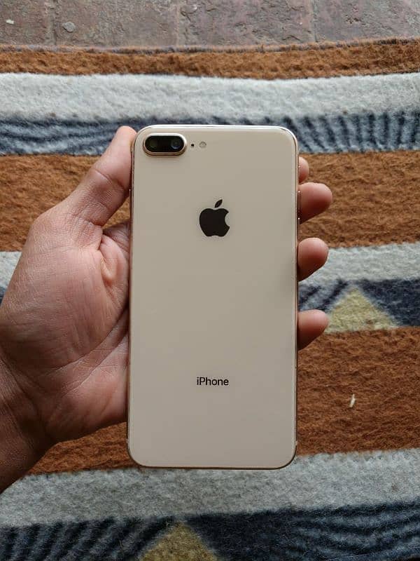 I phone 8plus(64)GB (read add)    (EXCHANGE POSSIBLE) 0