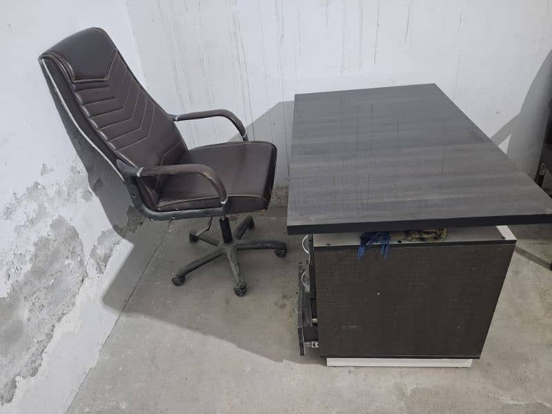 office table/ office chair / chair ^ table 1