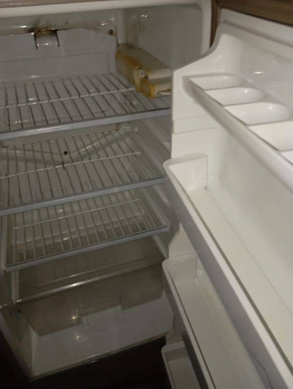 Refrigerator for sale 3