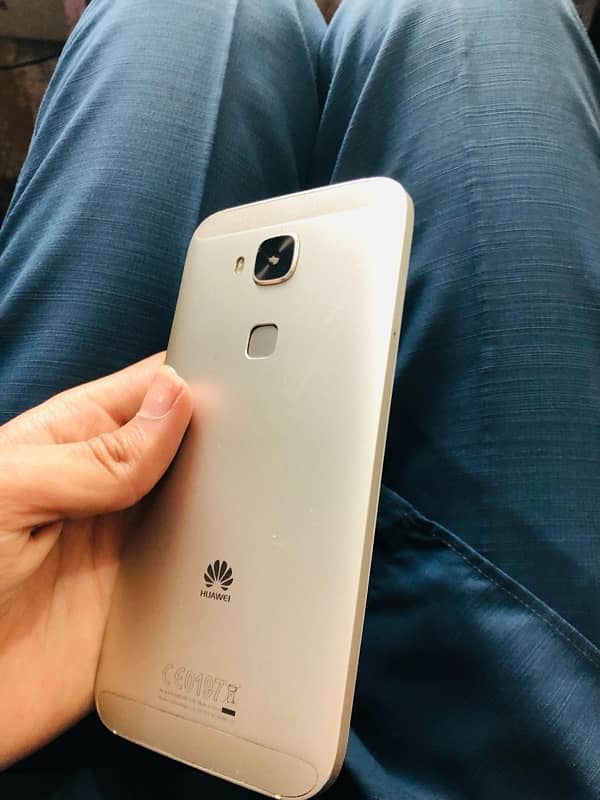 Huawei G8 in lush Condition 3