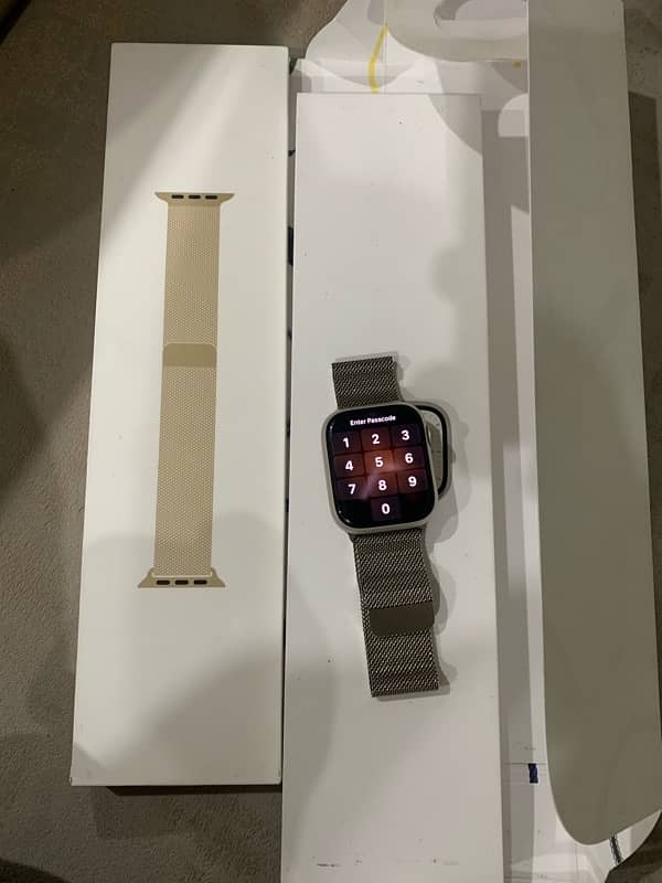 apple watch series 7 45mm Starlight 3