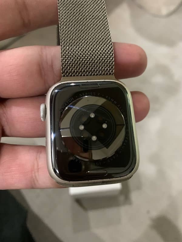 apple watch series 7 45mm Starlight 7