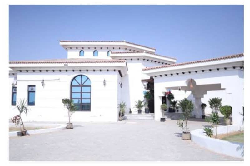 Luxury Farmhouse for Sale in DHA Oasis Karachi 2000 Sq. Yards 11