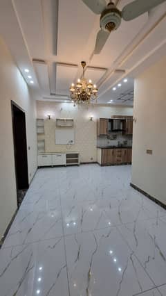 5.33 Marla Modern Luxury Home in Bahria Town