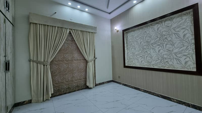 5.33 Marla Modern Luxury Home in Bahria Town 3