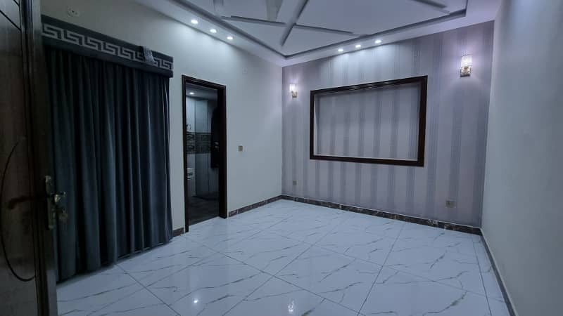 5.33 Marla Modern Luxury Home in Bahria Town 5