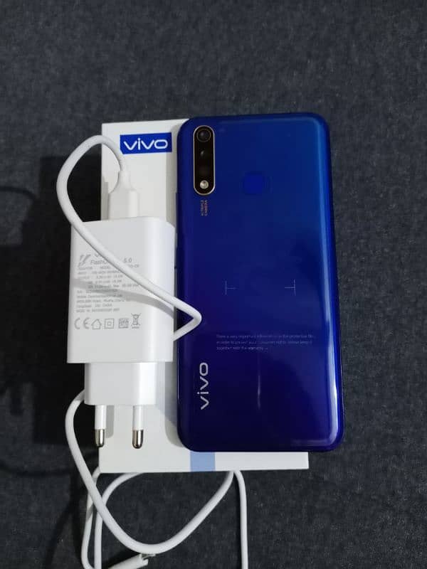 Vivo Y19 256GB & 8GB< Box Charger bi ha Condition bi lush ha 0