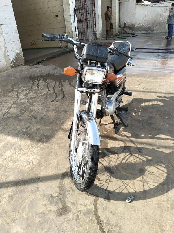 honda CG 125 2024 karachi num 1