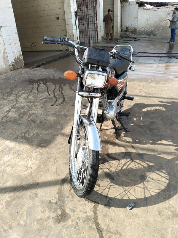 honda CG 125 2024 karachi num 2