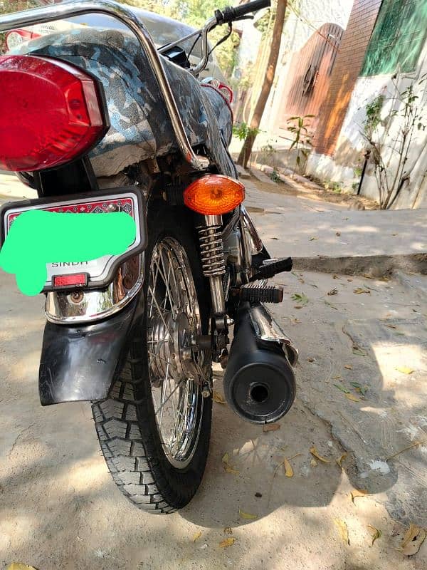 honda CG 125 2024 karachi num 5