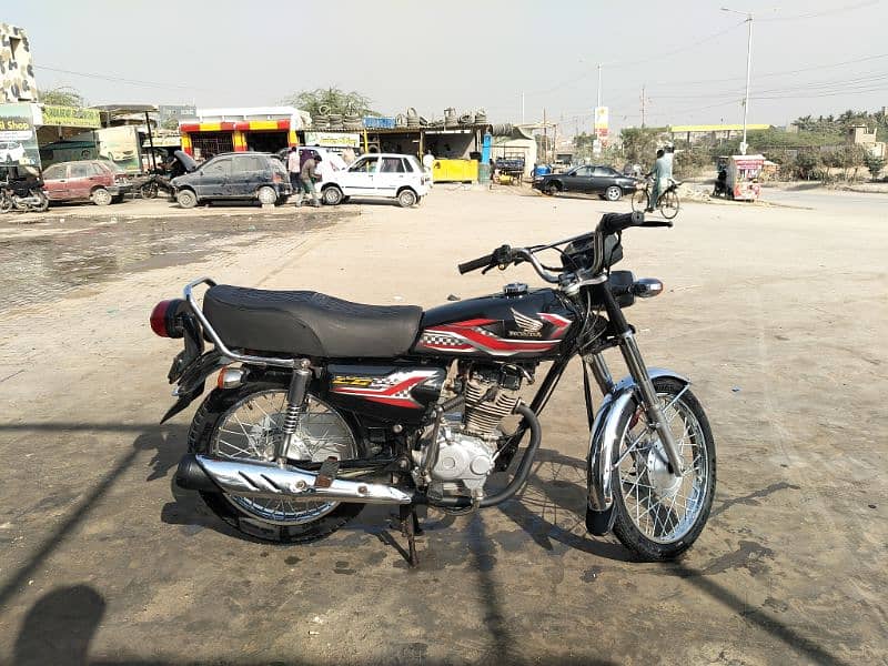 honda CG 125 2024 karachi num 6