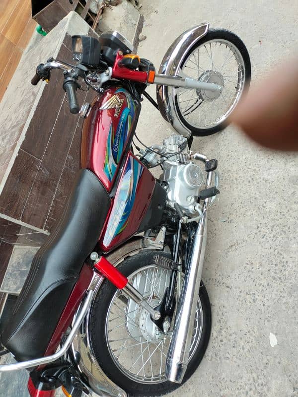 Honda 70 model 23/24 All Punjab number 9