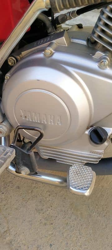 Yamaha 4