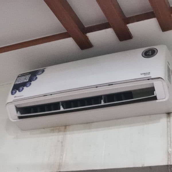 Dawlance 1.5 ton DC inverter heat and cooling good condition 0