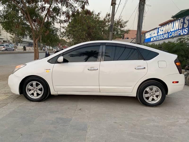 Toyota Prius 2010 4