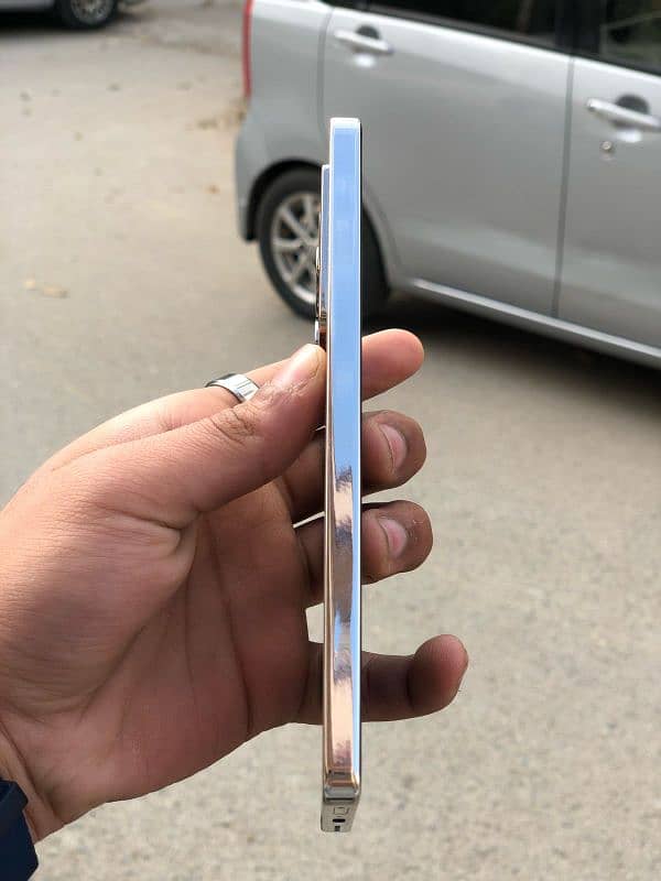 INFINIX NOTE 40 8/256 Mint condition 4