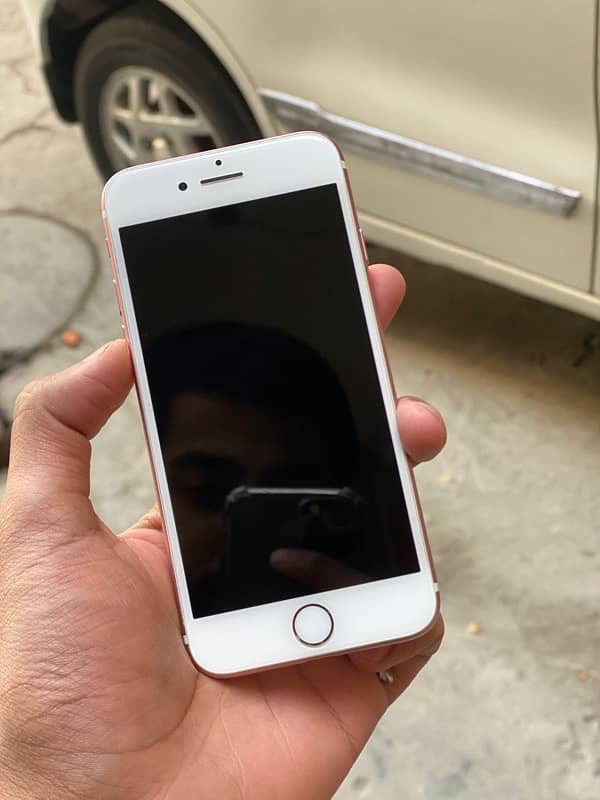 IPhone 7 for sale 0