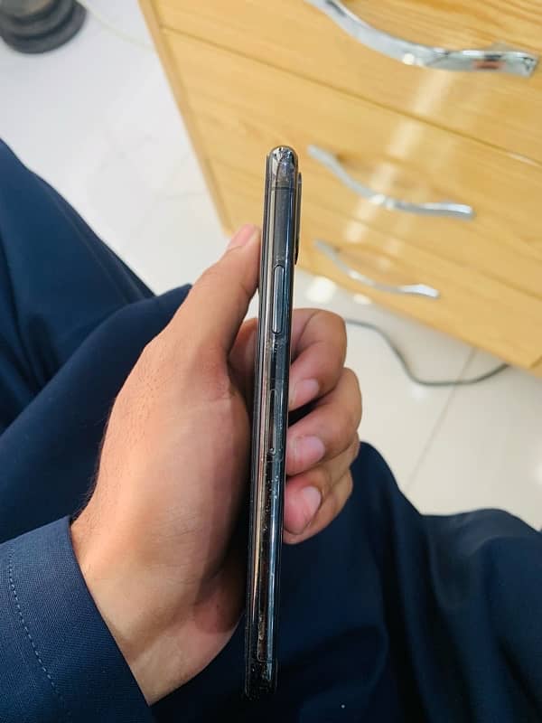 Iphone X PTA 3