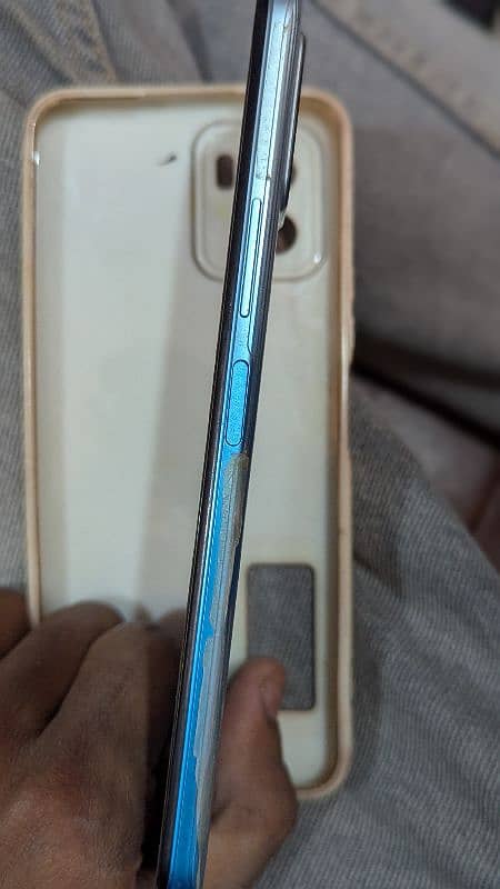 vivo y15s 6