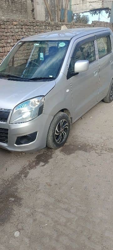 Suzuki Wagon R 2018 5