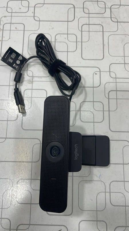 Logitech c925 1080p webcam 1