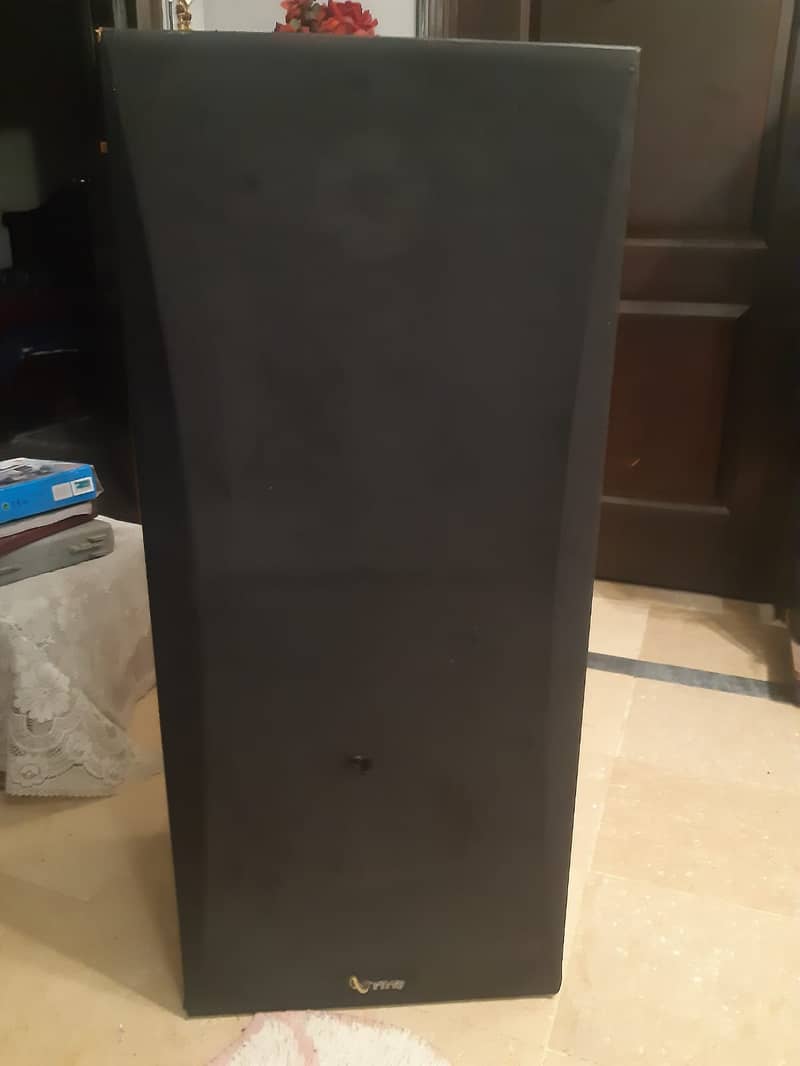 Infinity SM 150 speakers pair big full size black color with 15. . inc 5