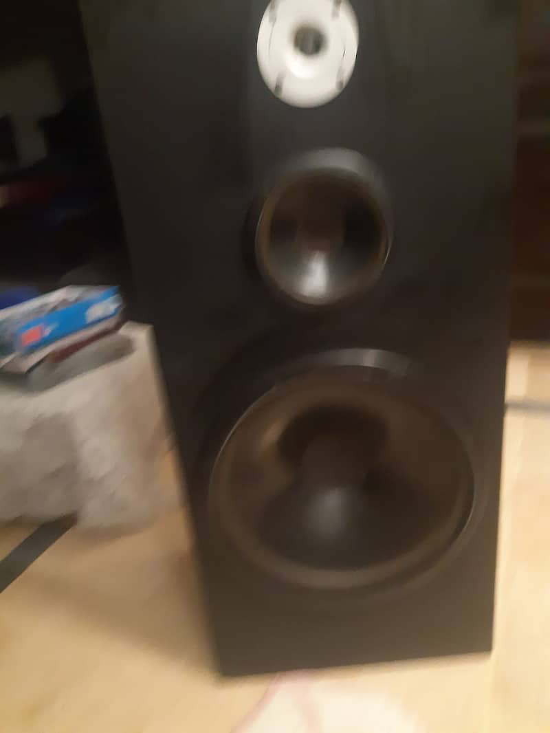 Infinity SM 150 speakers pair big full size black color with 15. . inc 7