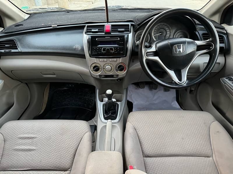 Honda City IVTEC 2014 Manual Transmission 12