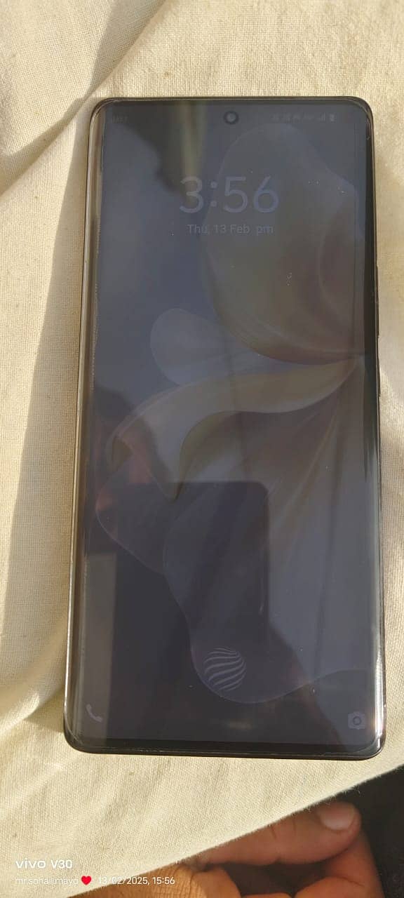 Vivo V30e 6