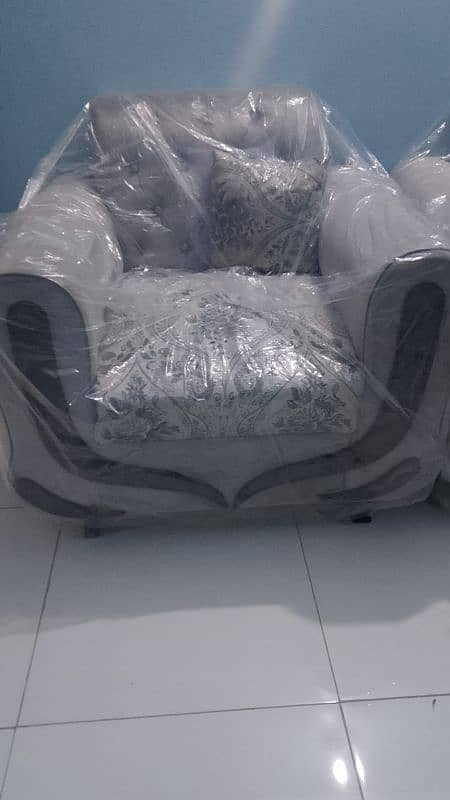 7 seater sofa set urgent sale 1