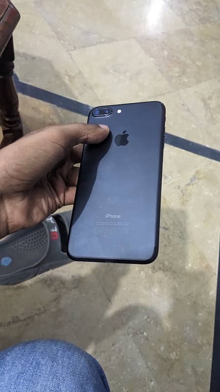 IPHONE 7+ PTA APPROVED 128gb finger non working 2