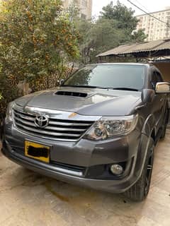 Toyota Fortuner 2005