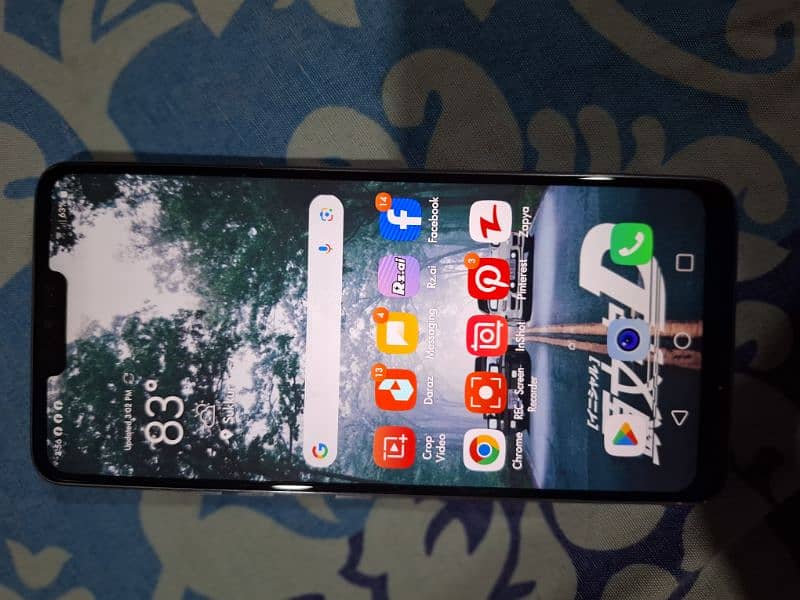 LG  G 7 THING ORIGNAL CONDITION 3