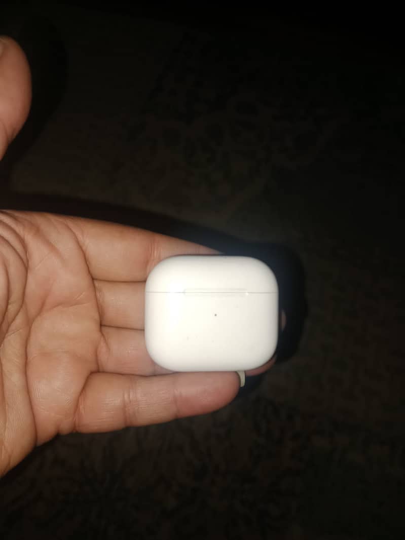 Apple original airpods 4