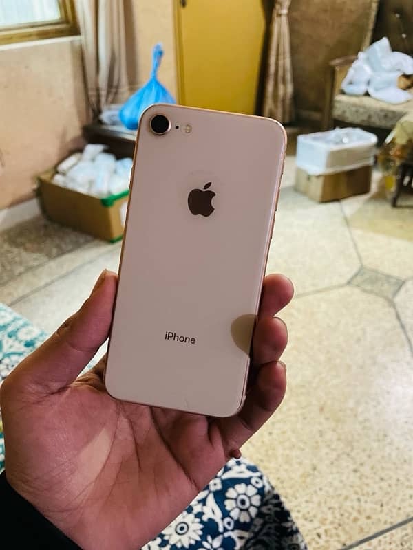 iPhone 8 NonPTA 1