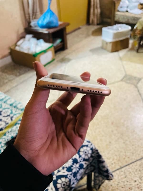 iPhone 8 NonPTA 2