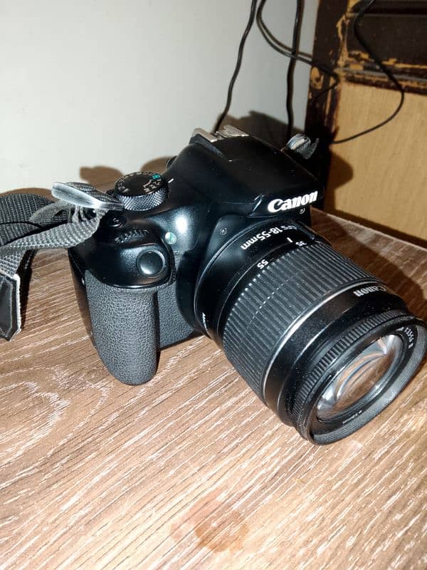 Canon 1300D 1