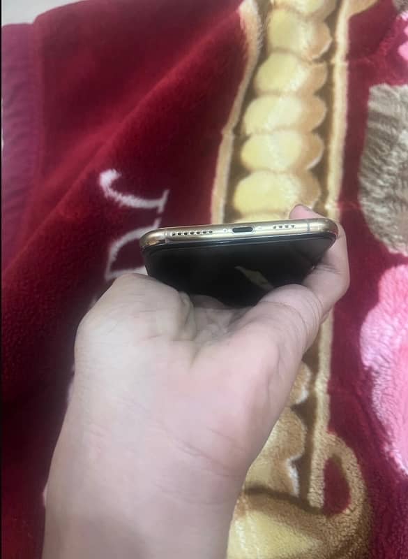 iPhone XS MAX he all ok piece he sb ok he 2