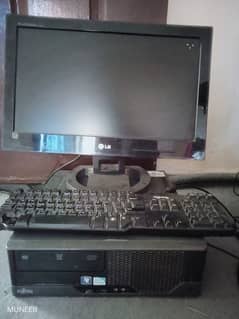 COMPUTER WITH LCD AND ALL ACCESSIONS